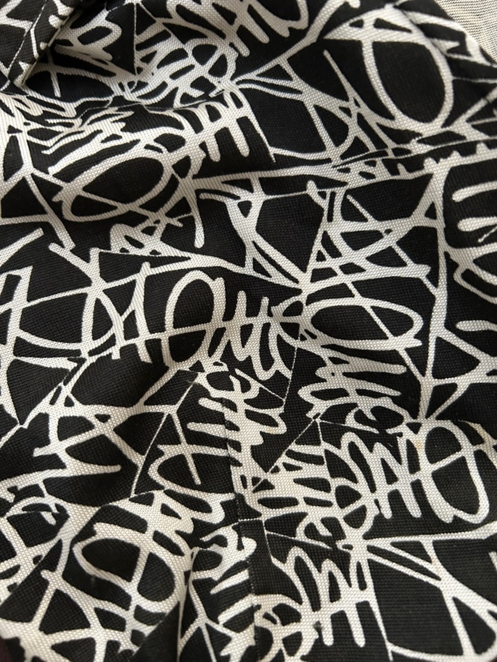 Vintage Diane Von Furstenburg Scribble Signature Black and White Wrap Dress - Picture 3 of 4